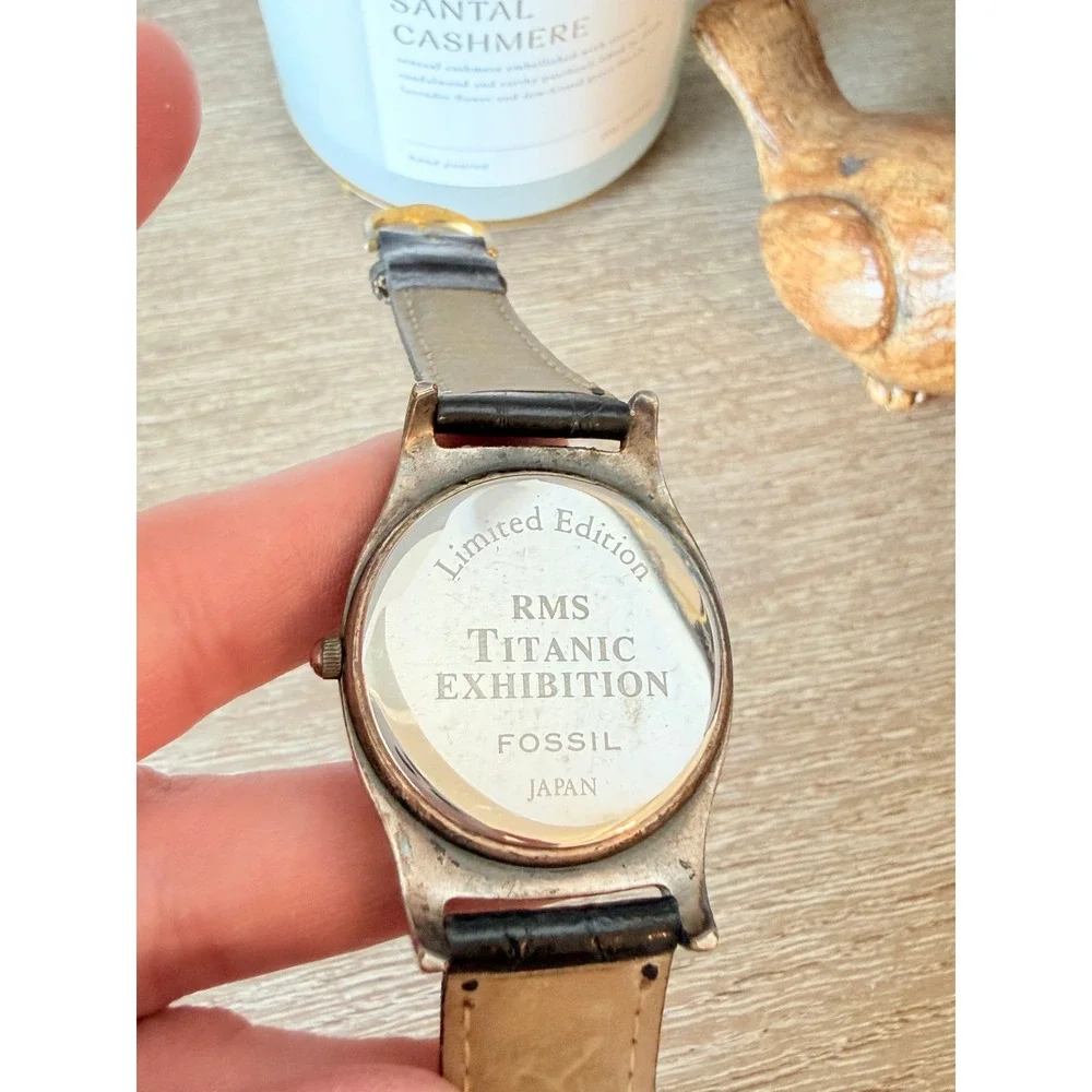 Fossil RMS Titanic Exhibition Watch Unisex Silver Gold Tone Black Strap OS